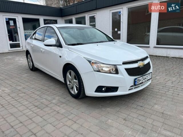 Білий Шевроле Круз, об'ємом двигуна 2 л та пробігом 240 тис. км за 6400 $, фото 1 на Automoto.ua