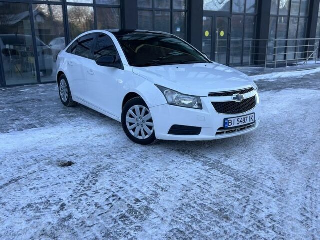 Білий Шевроле Круз, об'ємом двигуна 1.4 л та пробігом 159 тис. км за 6900 $, фото 1 на Automoto.ua