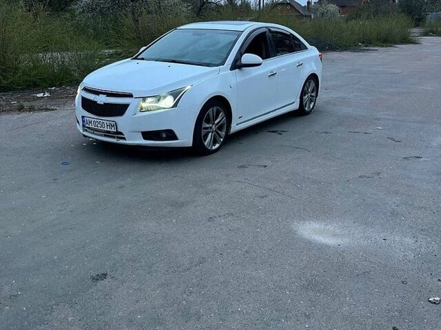 Білий Шевроле Круз, об'ємом двигуна 1.36 л та пробігом 156 тис. км за 5400 $, фото 1 на Automoto.ua