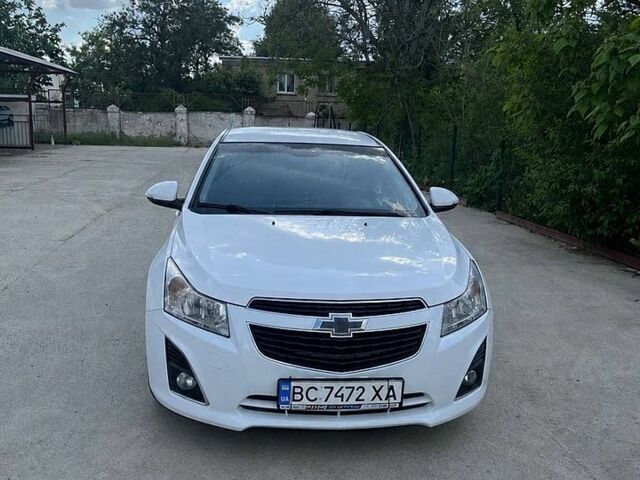 Белый Шевроле Круз, объемом двигателя 1.6 л и пробегом 229 тыс. км за 6800 $, фото 1 на Automoto.ua