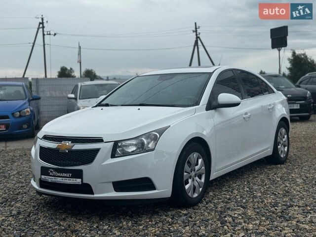 Білий Шевроле Круз, об'ємом двигуна 1.36 л та пробігом 189 тис. км за 7700 $, фото 1 на Automoto.ua