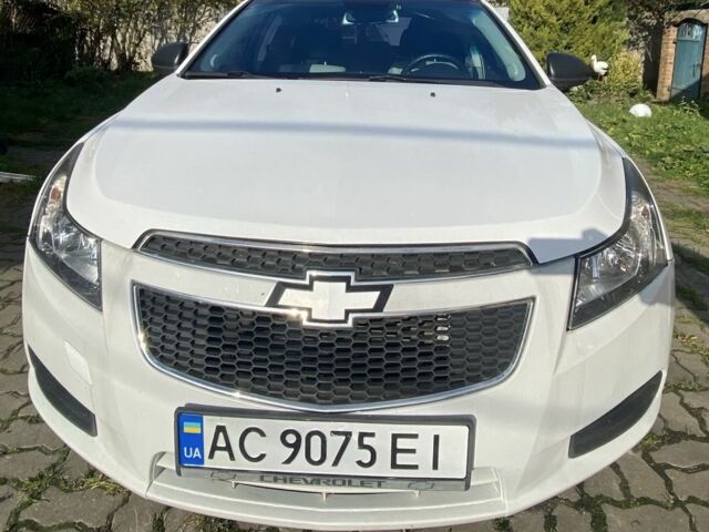 Білий Шевроле Круз, об'ємом двигуна 1.8 л та пробігом 175 тис. км за 7200 $, фото 1 на Automoto.ua