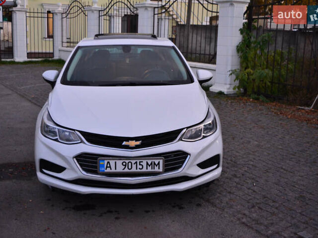 Белый Шевроле Круз, объемом двигателя 1.4 л и пробегом 82 тыс. км за 9500 $, фото 1 на Automoto.ua
