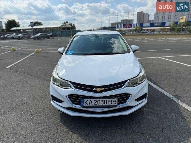 Білий Шевроле Круз, об'ємом двигуна 1.36 л та пробігом 154 тис. км за 8700 $, фото 1 на Automoto.ua