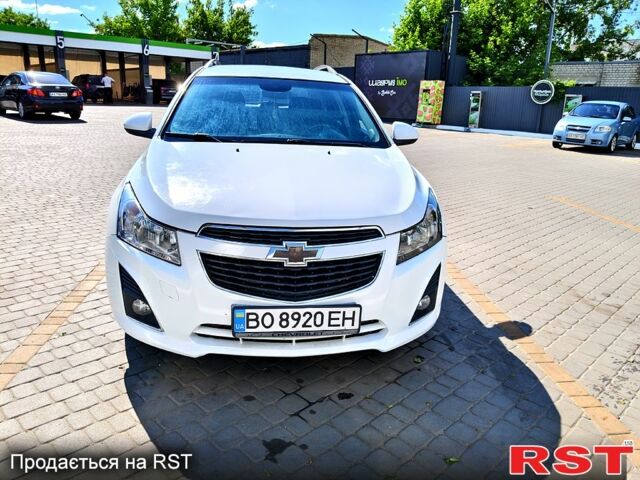 Білий Шевроле Круз, об'ємом двигуна 1.7 л та пробігом 270 тис. км за 6000 $, фото 1 на Automoto.ua