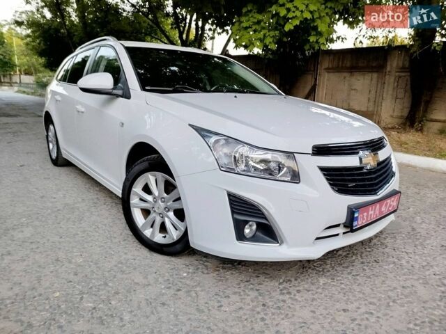 Білий Шевроле Круз, об'ємом двигуна 1.6 л та пробігом 225 тис. км за 7000 $, фото 1 на Automoto.ua