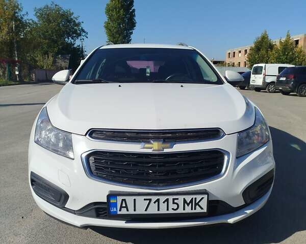 Белый Шевроле Круз, объемом двигателя 1.6 л и пробегом 236 тыс. км за 8200 $, фото 1 на Automoto.ua