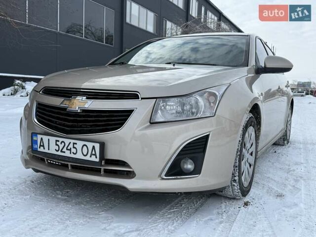 Бежевый Шевроле Круз, объемом двигателя 1.69 л и пробегом 217 тыс. км за 6900 $, фото 1 на Automoto.ua