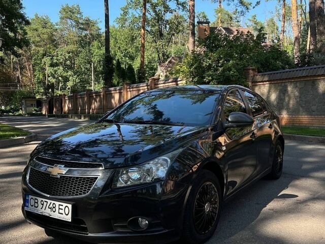 Черный Шевроле Круз, объемом двигателя 1.8 л и пробегом 147 тыс. км за 7200 $, фото 1 на Automoto.ua