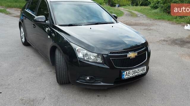 Черный Шевроле Круз, объемом двигателя 2 л и пробегом 148 тыс. км за 8500 $, фото 1 на Automoto.ua