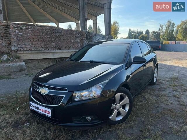 Чорний Шевроле Круз, об'ємом двигуна 2 л та пробігом 157 тис. км за 6899 $, фото 1 на Automoto.ua