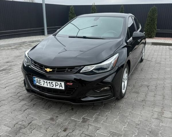 Черный Шевроле Круз, объемом двигателя 1.36 л и пробегом 112 тыс. км за 10499 $, фото 1 на Automoto.ua