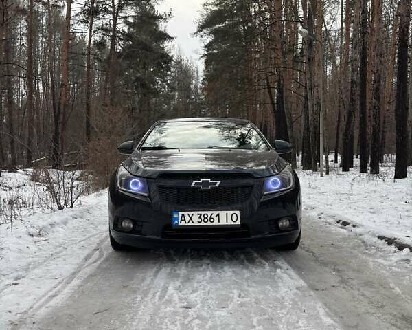 Чорний Шевроле Круз, об'ємом двигуна 1.8 л та пробігом 183 тис. км за 7500 $, фото 1 на Automoto.ua