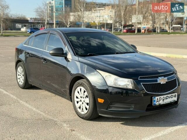 Черный Шевроле Круз, объемом двигателя 1.8 л и пробегом 130 тыс. км за 7500 $, фото 1 на Automoto.ua