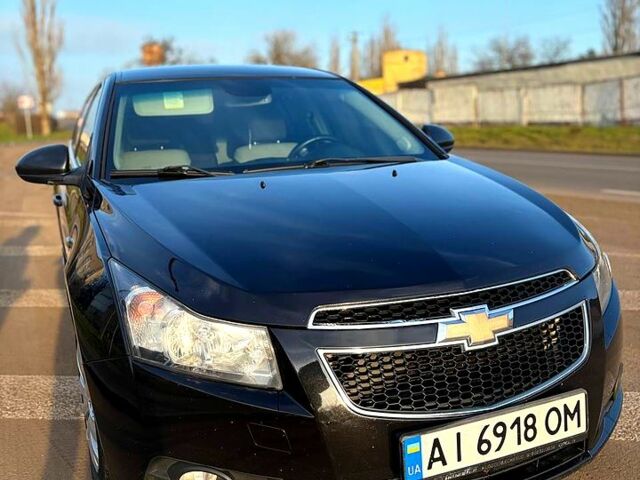 Черный Шевроле Круз, объемом двигателя 2 л и пробегом 23500 тыс. км за 7200 $, фото 1 на Automoto.ua