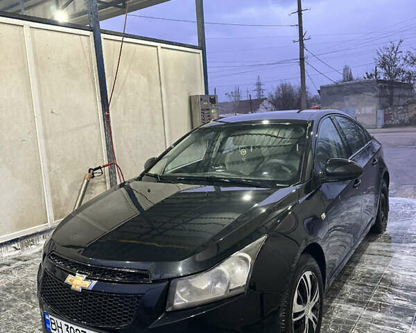 Черный Шевроле Круз, объемом двигателя 1.6 л и пробегом 100 тыс. км за 6950 $, фото 1 на Automoto.ua