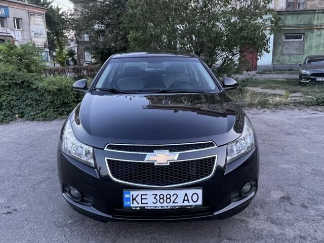 Черный Шевроле Круз, объемом двигателя 1.8 л и пробегом 180 тыс. км за 5500 $, фото 1 на Automoto.ua
