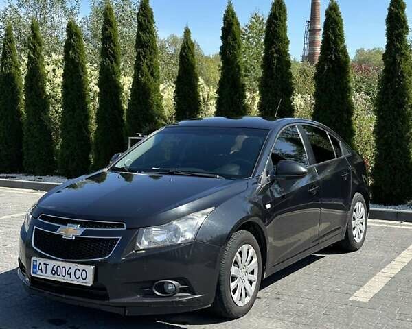 Чорний Шевроле Круз, об'ємом двигуна 1.8 л та пробігом 207 тис. км за 5700 $, фото 1 на Automoto.ua