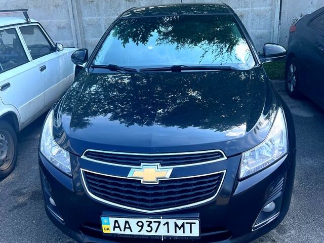 Чорний Шевроле Круз, об'ємом двигуна 1.8 л та пробігом 30700 тис. км за 5050 $, фото 1 на Automoto.ua