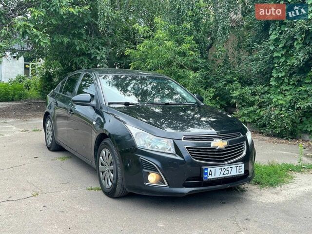 Черный Шевроле Круз, объемом двигателя 1.8 л и пробегом 315 тыс. км за 6200 $, фото 1 на Automoto.ua