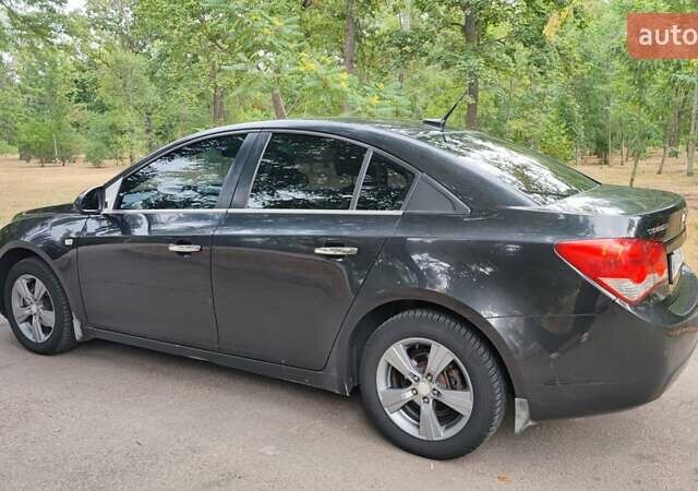 Чорний Шевроле Круз, об'ємом двигуна 1.8 л та пробігом 276 тис. км за 6600 $, фото 1 на Automoto.ua