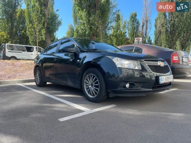 Чорний Шевроле Круз, об'ємом двигуна 1.8 л та пробігом 258 тис. км за 6300 $, фото 1 на Automoto.ua