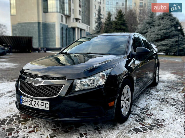 Черный Шевроле Круз, объемом двигателя 1.8 л и пробегом 230 тыс. км за 5800 $, фото 1 на Automoto.ua