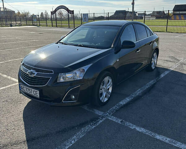 Черный Шевроле Круз, объемом двигателя 1.8 л и пробегом 123 тыс. км за 9600 $, фото 1 на Automoto.ua