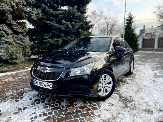 Черный Шевроле Круз, объемом двигателя 1.8 л и пробегом 230 тыс. км за 6200 $, фото 1 на Automoto.ua