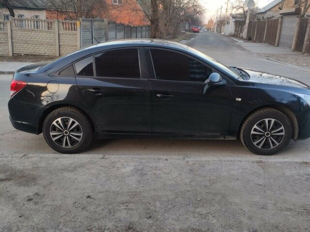 Чорний Шевроле Круз, об'ємом двигуна 1.6 л та пробігом 200 тис. км за 7500 $, фото 1 на Automoto.ua