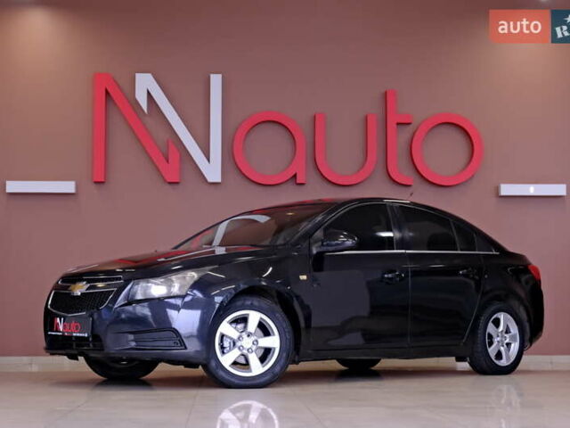 Черный Шевроле Круз, объемом двигателя 1.36 л и пробегом 160 тыс. км за 5900 $, фото 1 на Automoto.ua