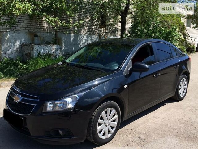 Чорний Шевроле Круз, об'ємом двигуна 1.8 л та пробігом 107 тис. км за 8500 $, фото 1 на Automoto.ua