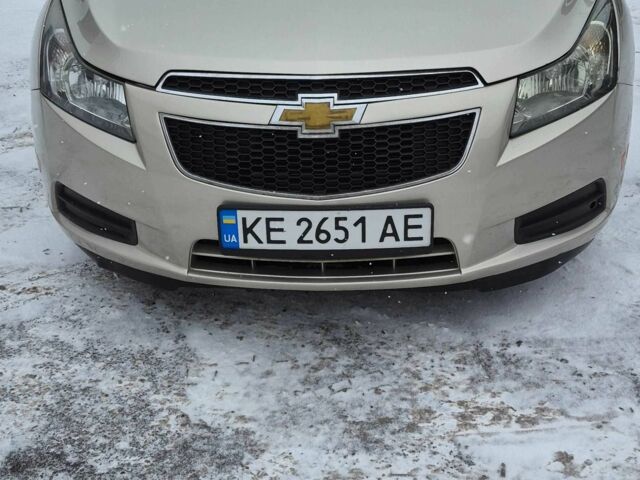 Коричневый Шевроле Круз, объемом двигателя 1.4 л и пробегом 197 тыс. км за 7500 $, фото 1 на Automoto.ua