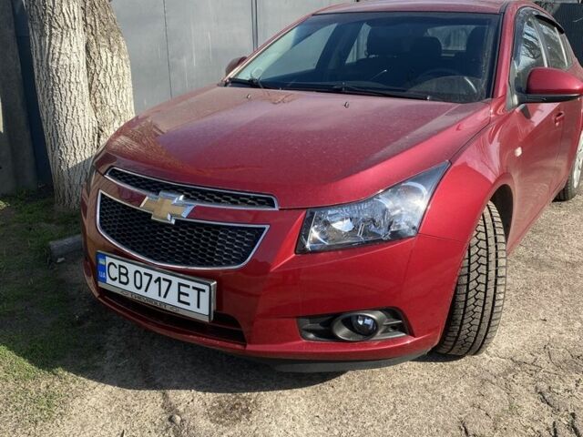 Красный Шевроле Круз, объемом двигателя 1.8 л и пробегом 30 тыс. км за 9700 $, фото 1 на Automoto.ua