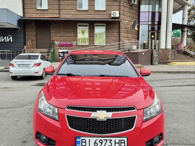Красный Шевроле Круз, объемом двигателя 1.6 л и пробегом 169 тыс. км за 7700 $, фото 1 на Automoto.ua