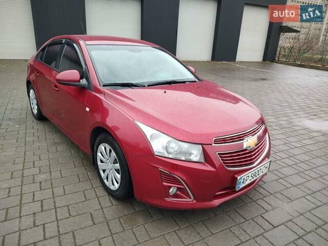 Красный Шевроле Круз, объемом двигателя 1.8 л и пробегом 95 тыс. км за 7700 $, фото 1 на Automoto.ua