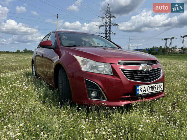 Красный Шевроле Круз, объемом двигателя 1.8 л и пробегом 306 тыс. км за 7800 $, фото 1 на Automoto.ua