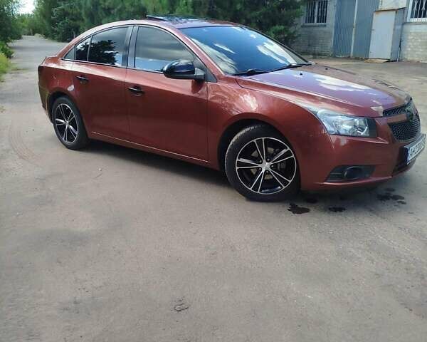 Червоний Шевроле Круз, об'ємом двигуна 1.4 л та пробігом 102 тис. км за 8300 $, фото 1 на Automoto.ua