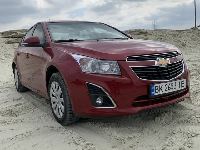 Красный Шевроле Круз, объемом двигателя 1.8 л и пробегом 111 тыс. км за 8000 $, фото 1 на Automoto.ua