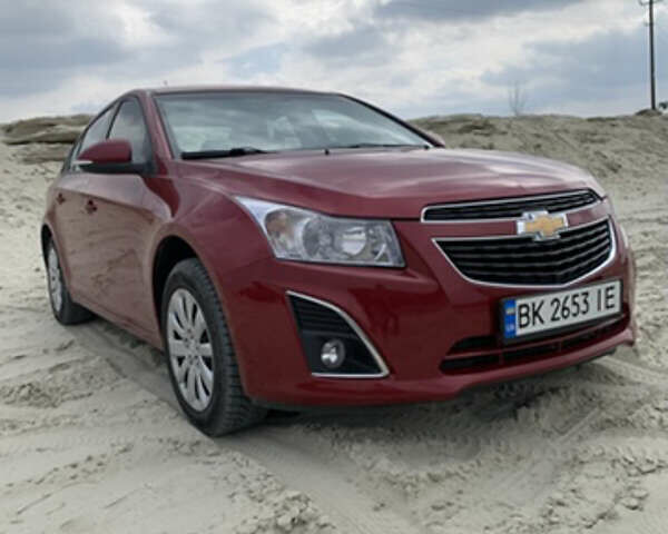 Красный Шевроле Круз, объемом двигателя 1.8 л и пробегом 110 тыс. км за 8000 $, фото 1 на Automoto.ua