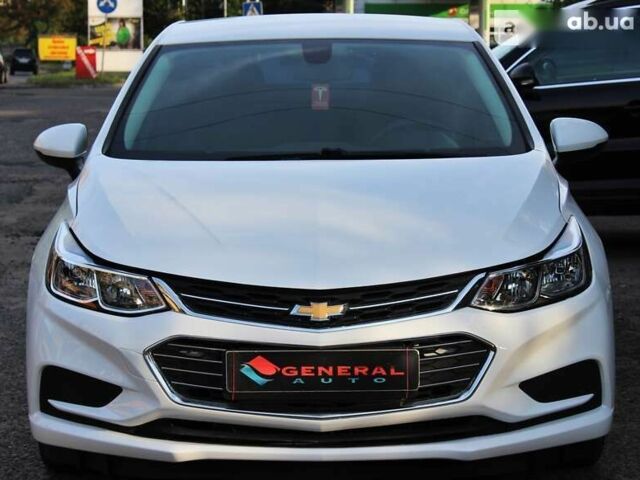 Шевроле Круз, объемом двигателя 1.4 л и пробегом 193 тыс. км за 9200 $, фото 1 на Automoto.ua