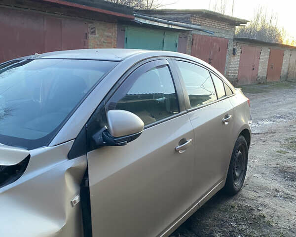 Шевроле Круз, об'ємом двигуна 1.6 л та пробігом 82 тис. км за 1500 $, фото 1 на Automoto.ua