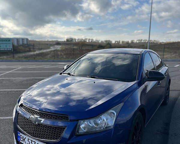 Шевроле Круз, об'ємом двигуна 1.8 л та пробігом 256 тис. км за 7999 $, фото 1 на Automoto.ua