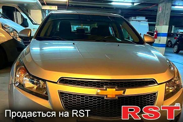 Шевроле Круз, объемом двигателя 1.8 л и пробегом 210 тыс. км за 5600 $, фото 1 на Automoto.ua