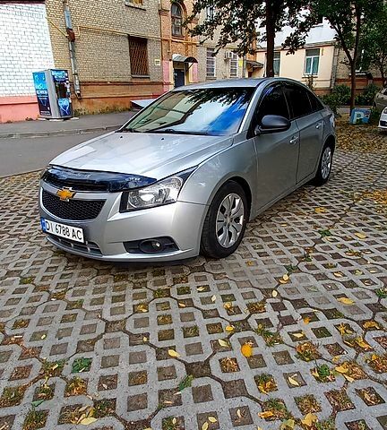 Шевроле Круз, об'ємом двигуна 1.8 л та пробігом 300 тис. км за 6700 $, фото 1 на Automoto.ua