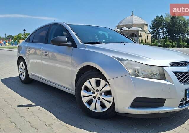 Шевроле Круз, объемом двигателя 1.8 л и пробегом 107 тыс. км за 7900 $, фото 1 на Automoto.ua