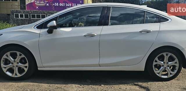 Шевроле Круз, объемом двигателя 1.4 л и пробегом 178 тыс. км за 9000 $, фото 1 на Automoto.ua