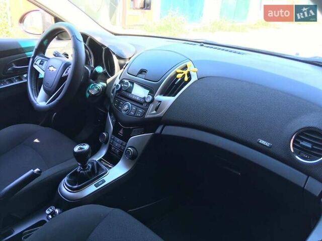 Шевроле Круз, об'ємом двигуна 1.6 л та пробігом 68 тис. км за 11500 $, фото 1 на Automoto.ua
