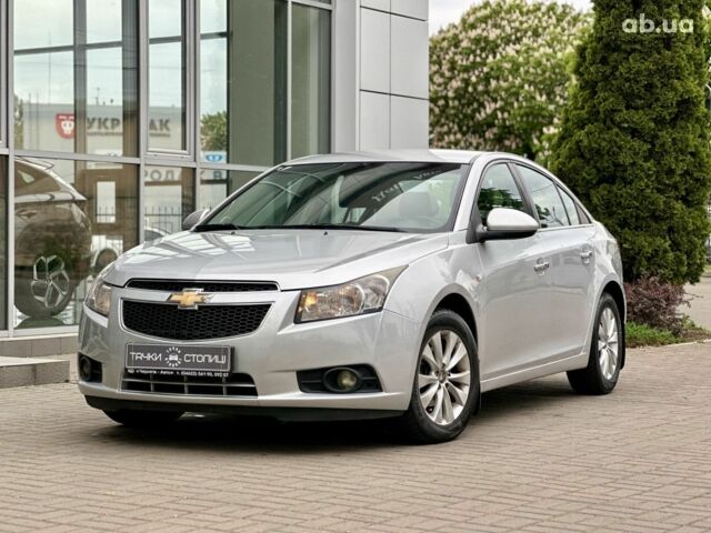 Серый Шевроле Круз, объемом двигателя 0 л и пробегом 211 тыс. км за 6600 $, фото 1 на Automoto.ua