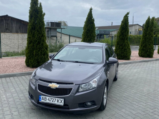 Сірий Шевроле Круз, об'ємом двигуна 1.8 л та пробігом 180 тис. км за 7400 $, фото 1 на Automoto.ua
